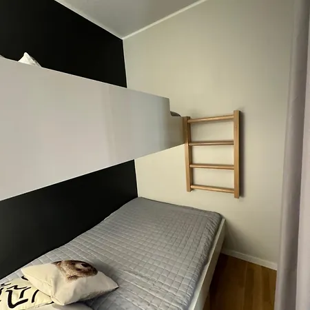 Uudistettu Yllaes 9504