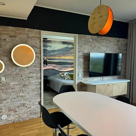 Uudistettu Yllaes 9504 Ylläsjärvi