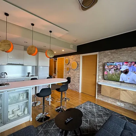 Uudistettu Yllaes 9504 Apartament