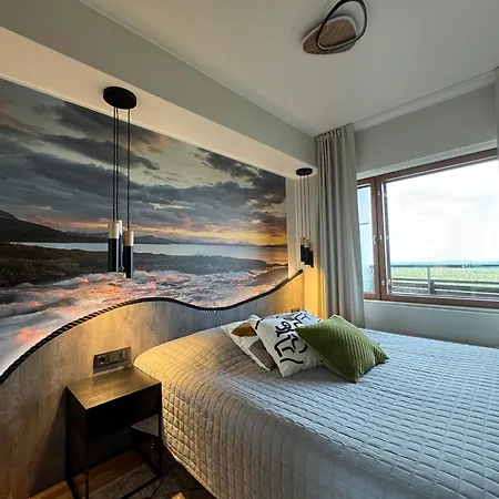 Uudistettu Yllaes 9504